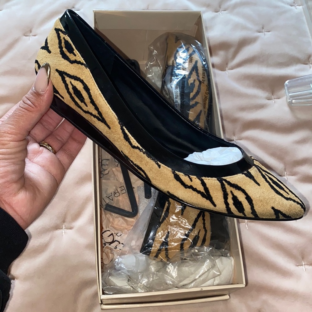 BCBG flats